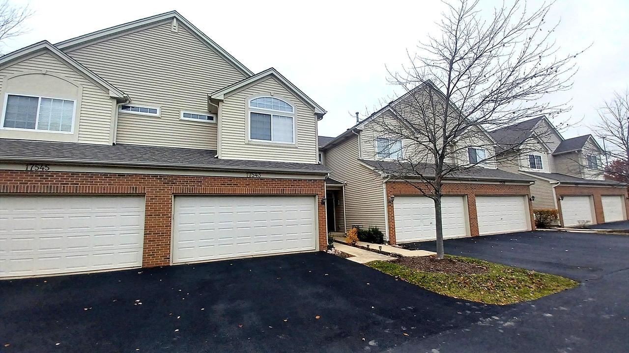 17543 S Gilbert Dr., Lockport, IL 60441