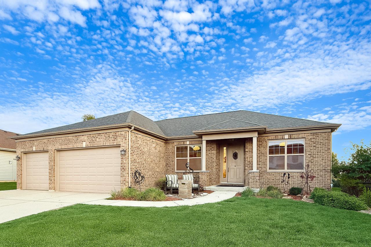 21053 Benjamin Dr., Shorewood, IL 60404