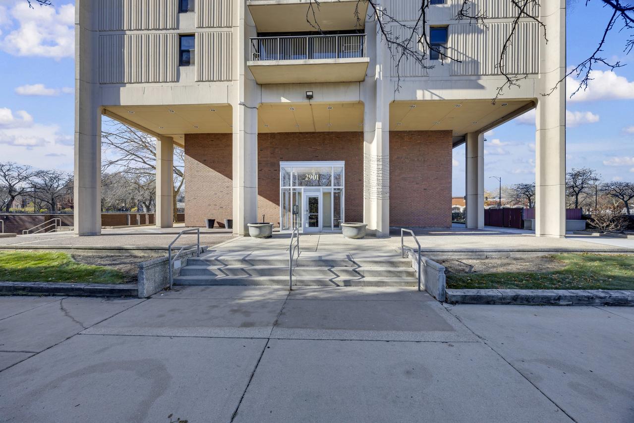 2901 S Michigan Ave. #908, Chicago, IL 60616