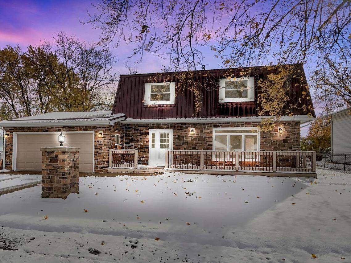 9 Hilltop Dr., Bourbonnais, IL 60914