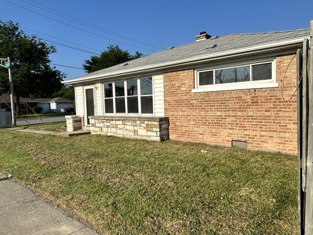 4000 W 107th St., Oak Lawn, IL 60453