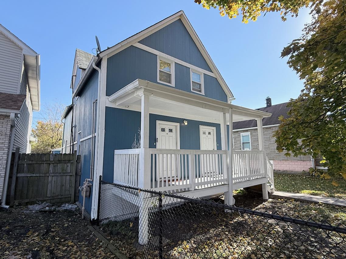 12025 S Bishop St., Chicago, IL 60643