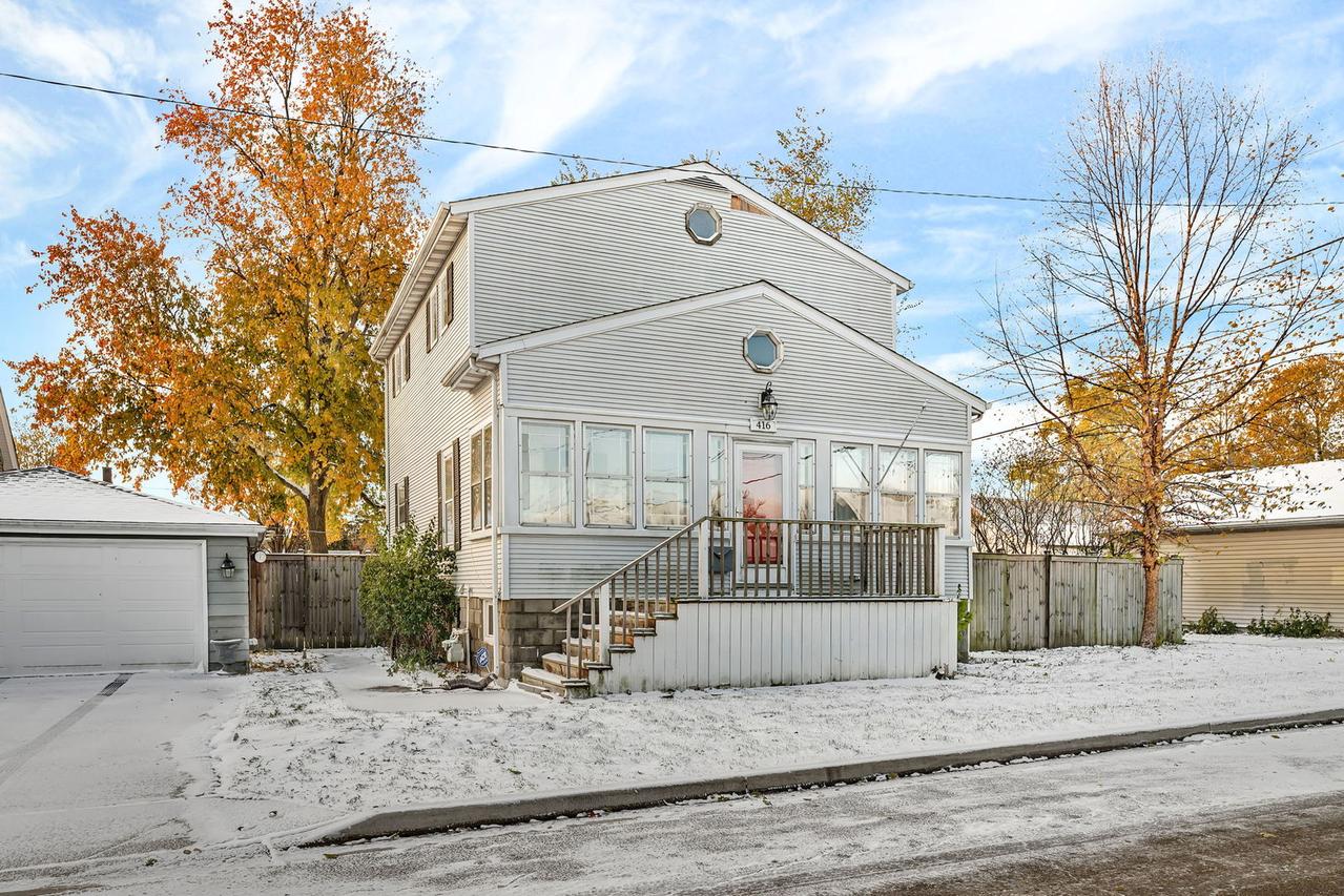 416 Hutchins St., Joliet, IL 60435