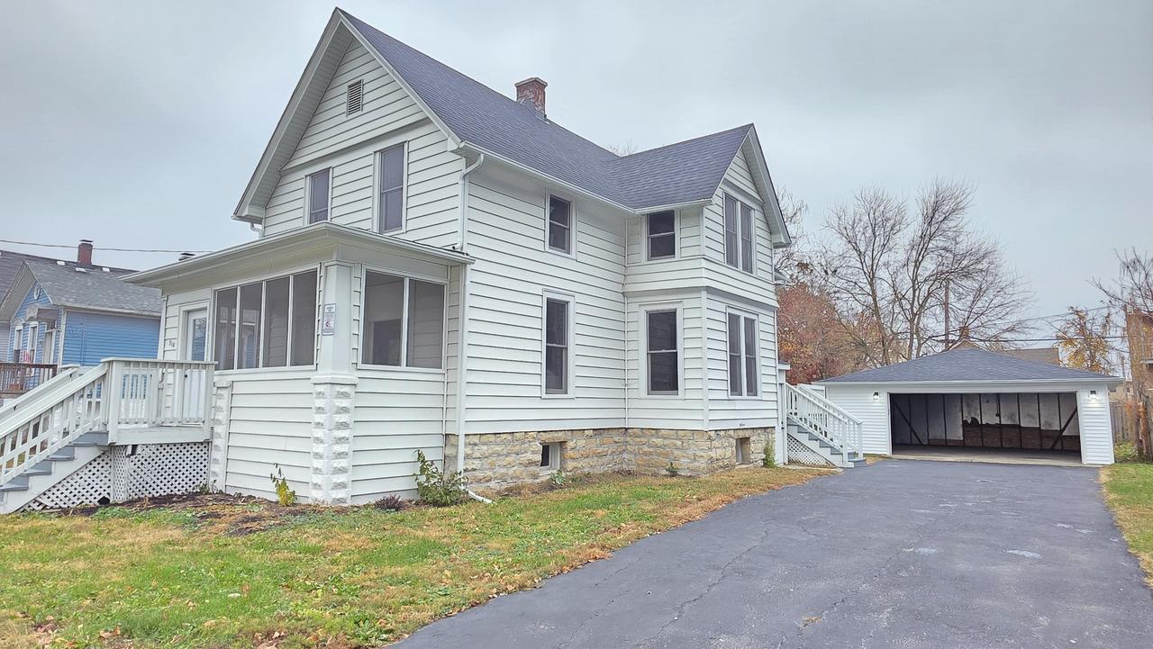 310 Pine St., Joliet, IL 60435