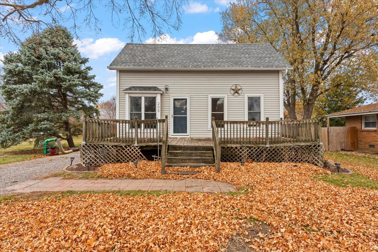 205 E South St., Mansfield, IL 61854