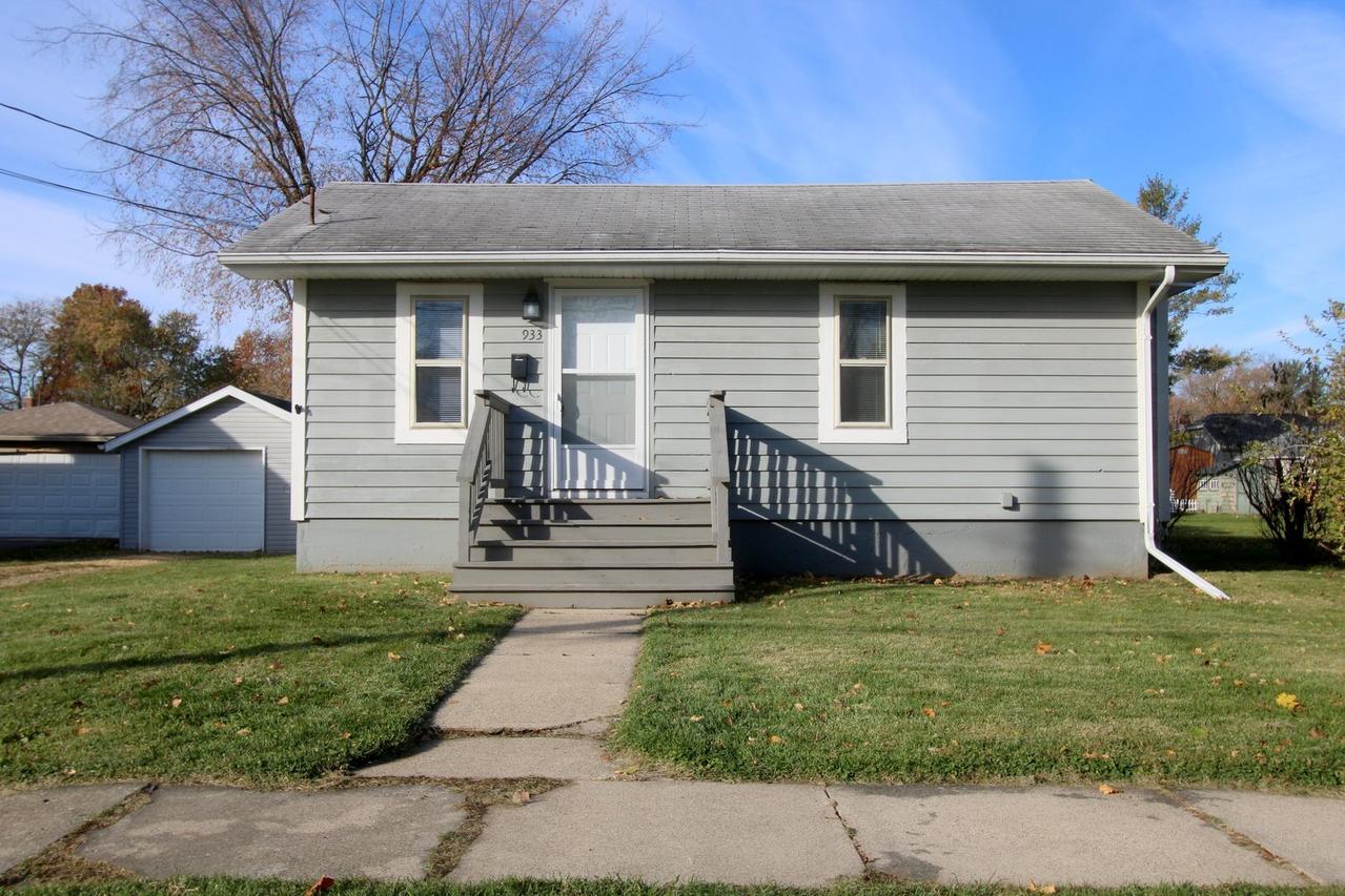 [Address Hidden by Seller], Woodstock, IL 60098