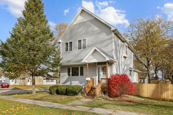 138 Stiles St., Genoa, IL 60135