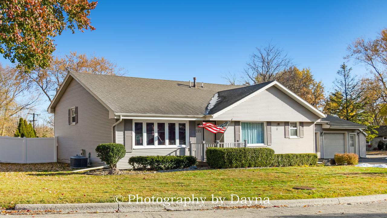 195 Esther Cir., Bourbonnais, IL 60914