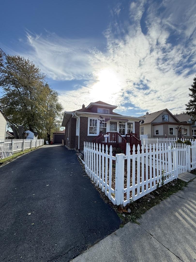 1311 Kane St., Aurora, IL 60505