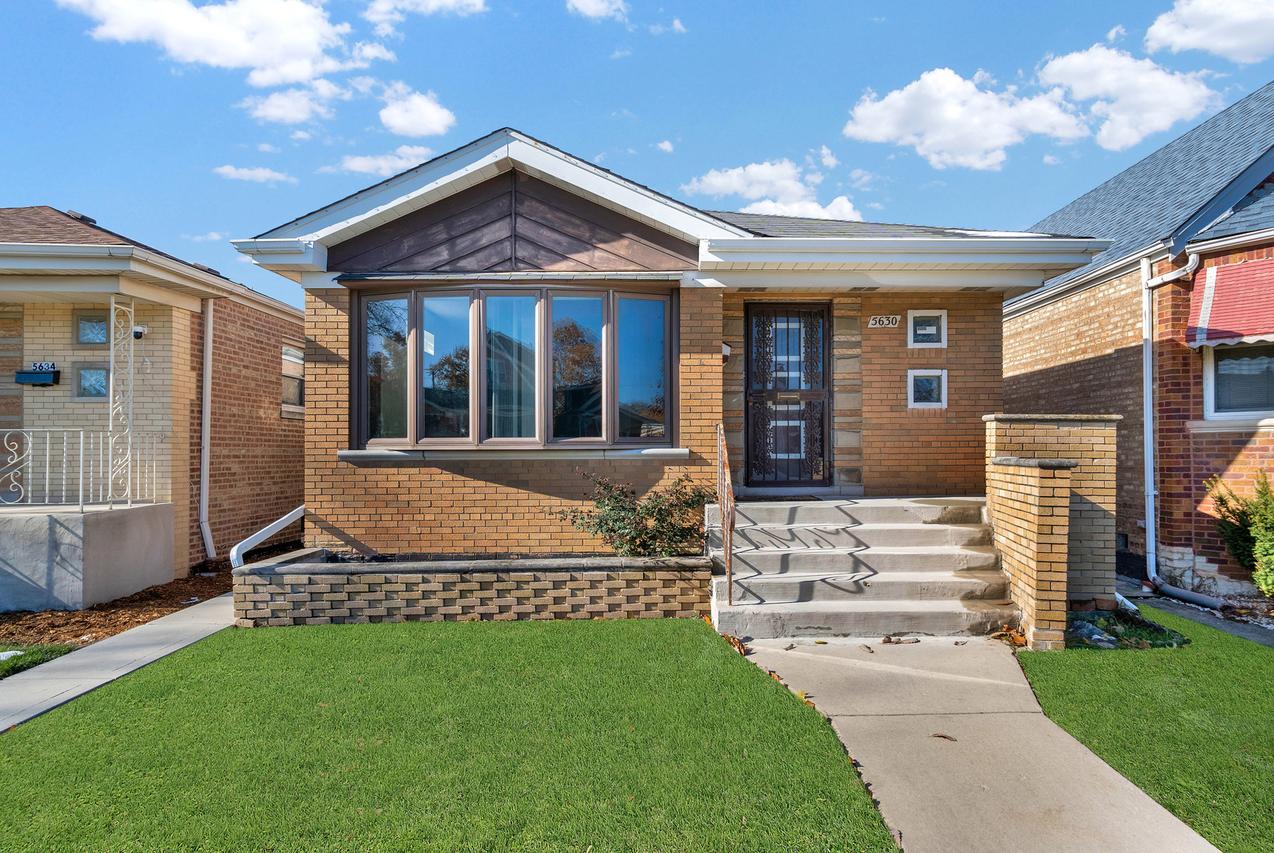5630 S Melvina Ave., Chicago, IL 60638