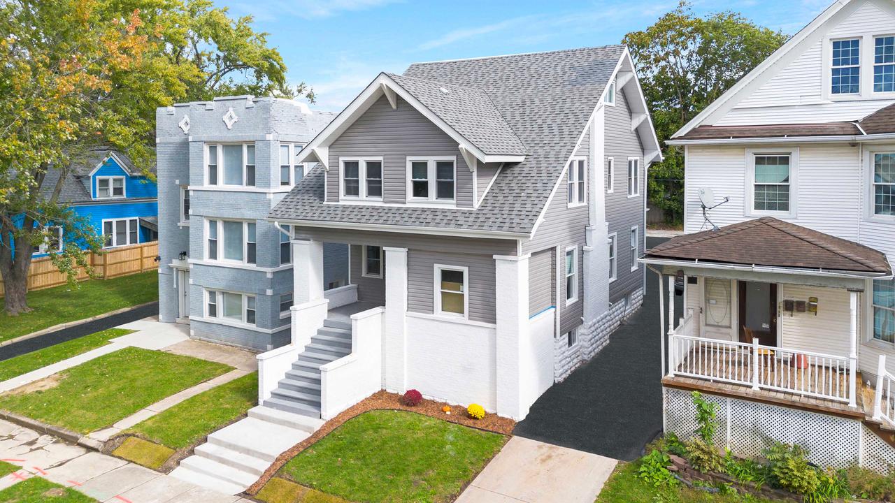 1667 Buena Vista Ave., Chicago Heights, IL 60411