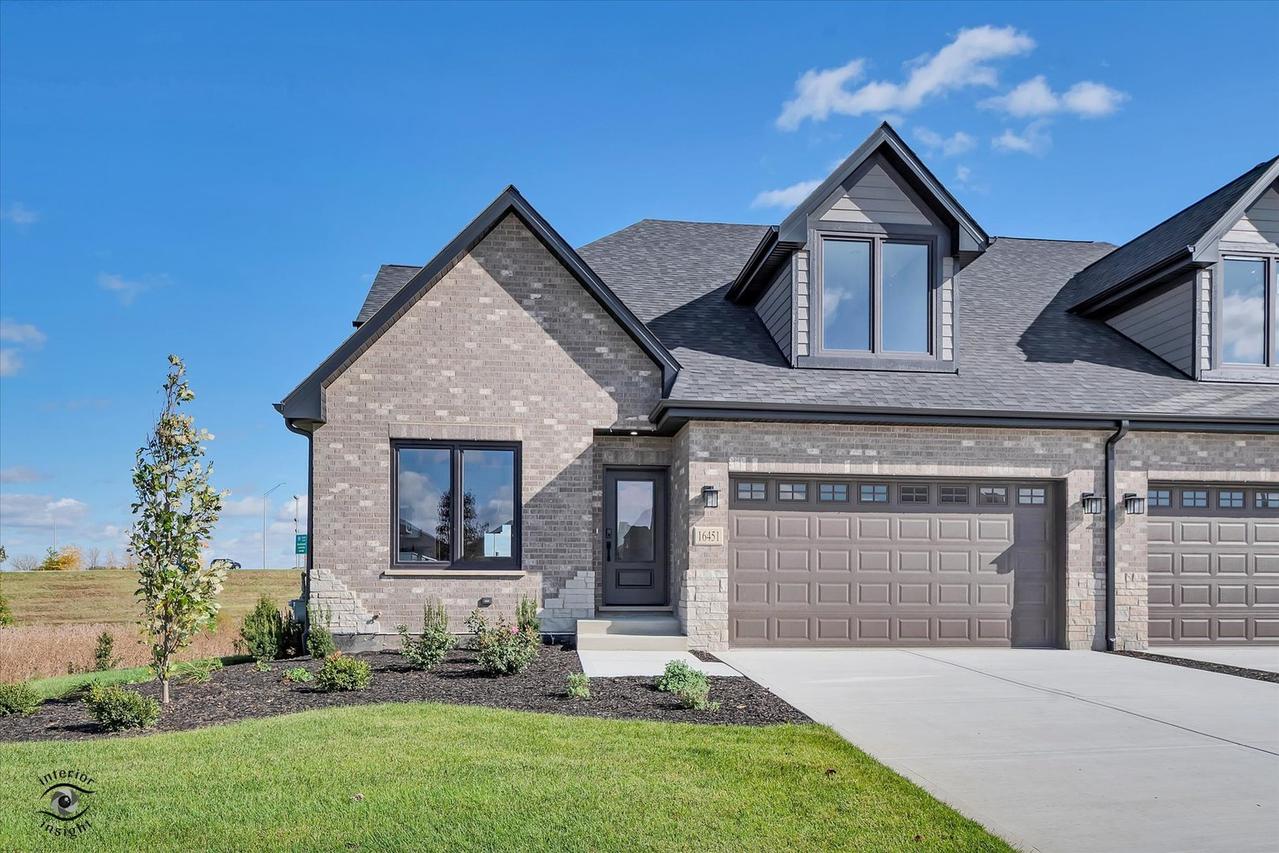16451 Kayla Dr., Lemont, IL 60439
