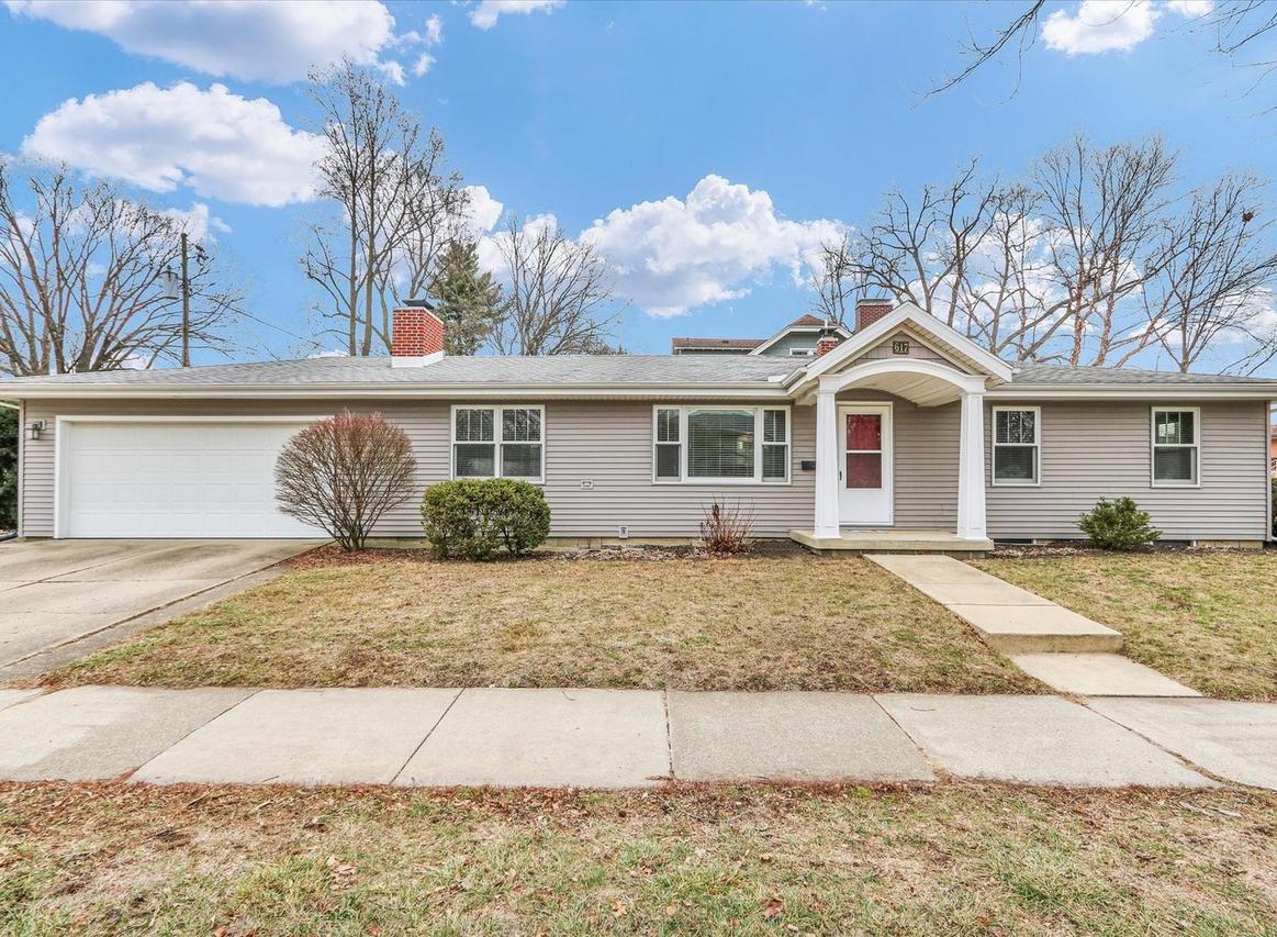 617 W John St., Champaign, IL 61820