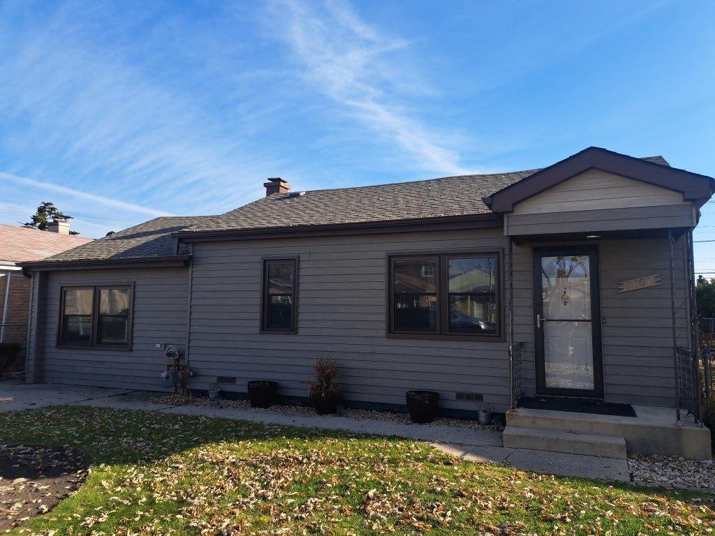 7807 Parkside Ave., Burbank, IL 60459