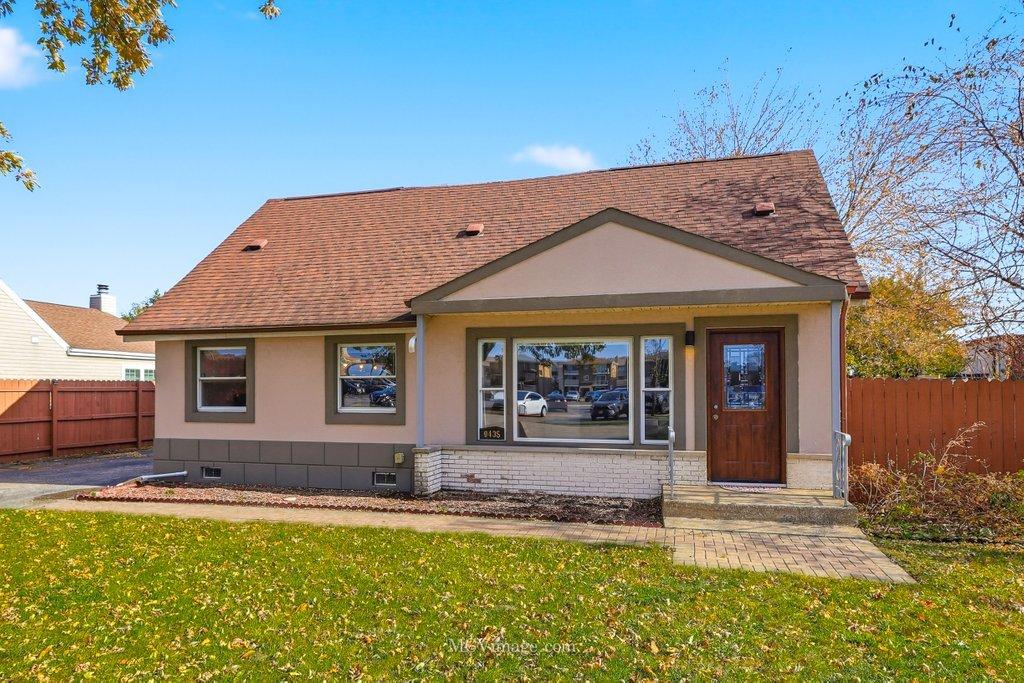 9435 S 78th Ave., Hickory Hills, IL 60457