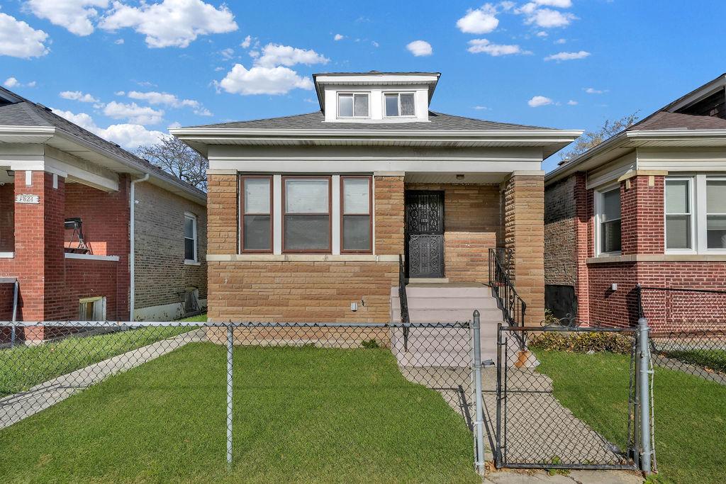 1820 W Marquette Rd., Chicago, IL 60636