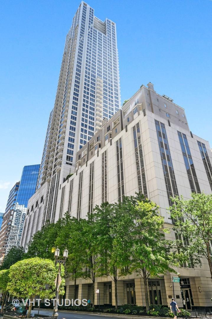 55 E Erie St. #P-162, Chicago, IL 60611