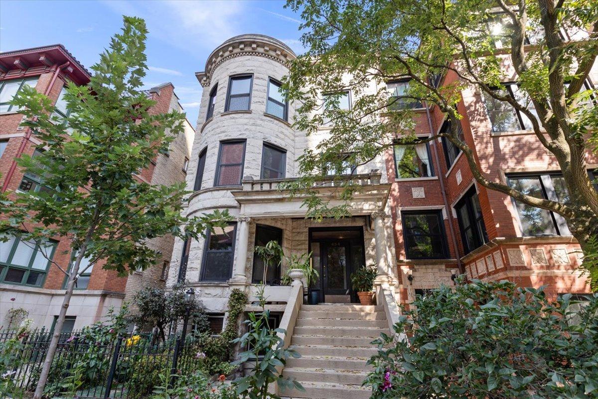 [Address Hidden by Seller], Chicago, IL 60657