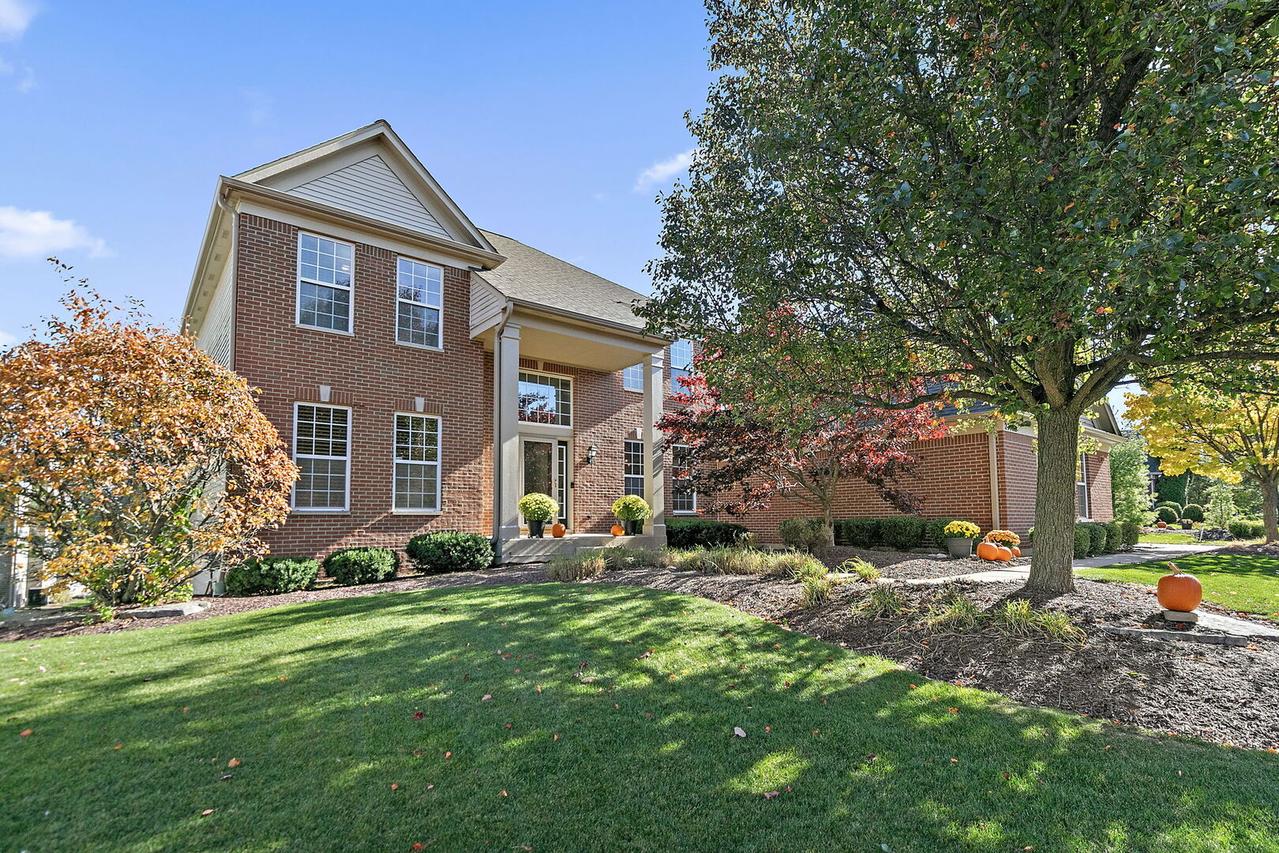 2742 Connolly Ln., West Dundee, IL 60118