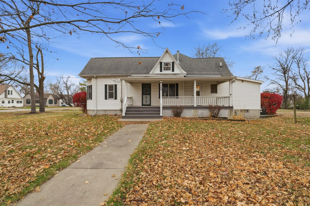 109 S Jefferson St., Towanda, IL 61776