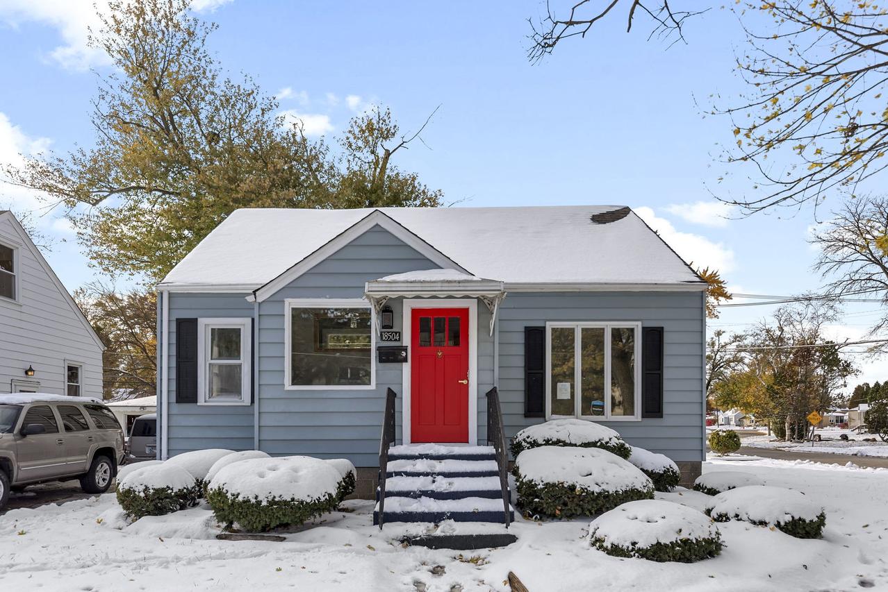 18504 Wentworth Ave., Lansing, IL 60438