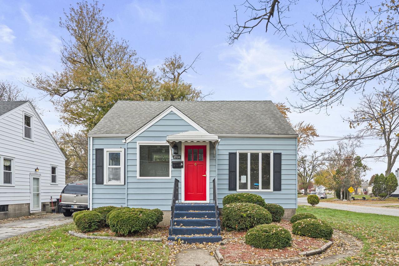 18504 Wentworth Ave., Lansing, IL 60438