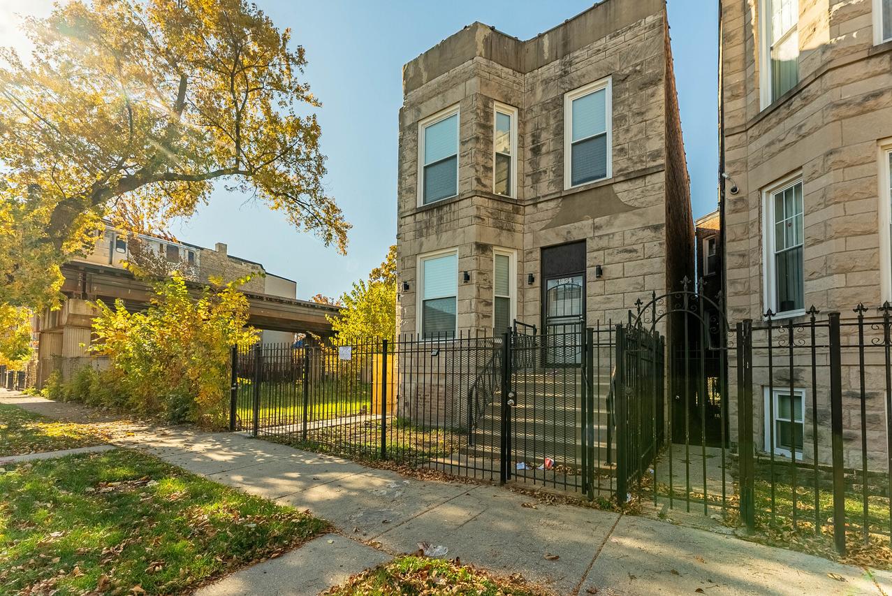 1934 S Saint Louis Ave., Chicago, IL 60623