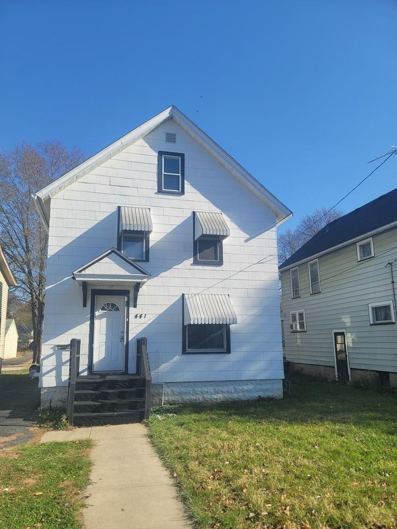 441 N View St., Aurora, IL 60506