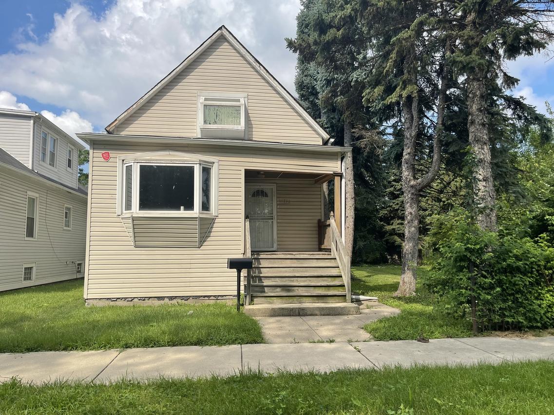 10730 S Lafayette Ave., Chicago, IL 60628