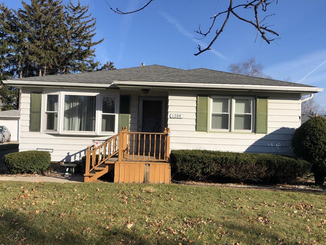 1208 Waverly Pl., Joliet, IL 60435
