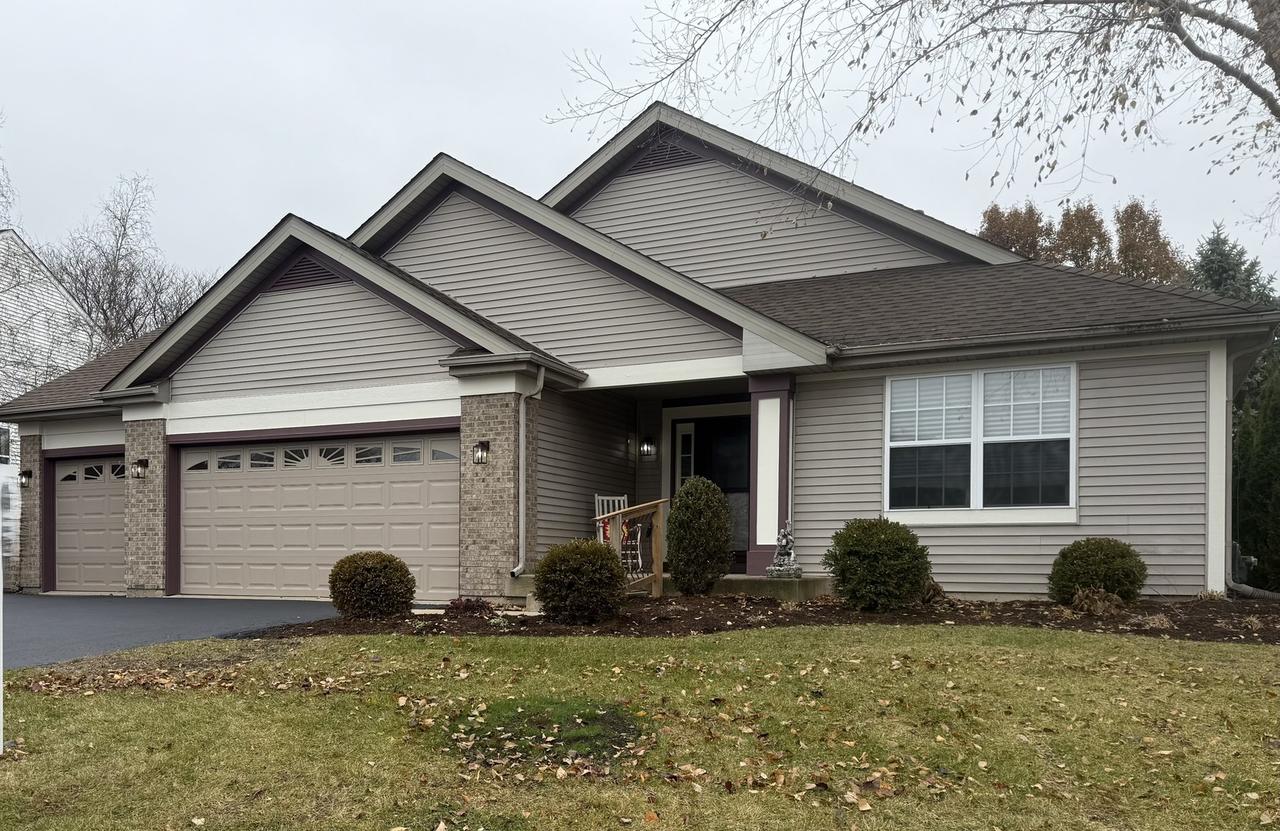 2008 Crooked Tree Ct., Mchenry, IL 60050