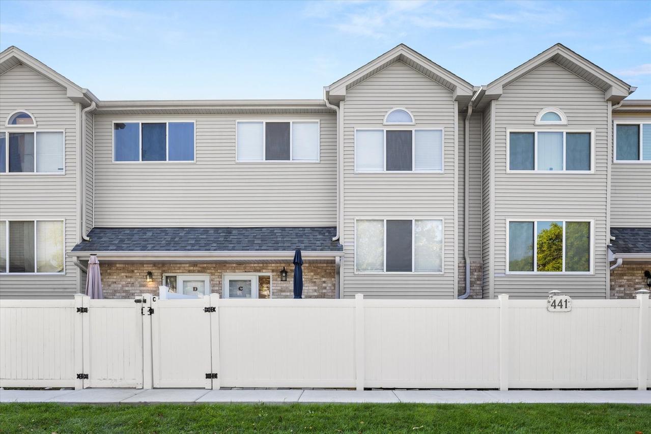 441 Park Ridge Ln., Aurora, IL 60504