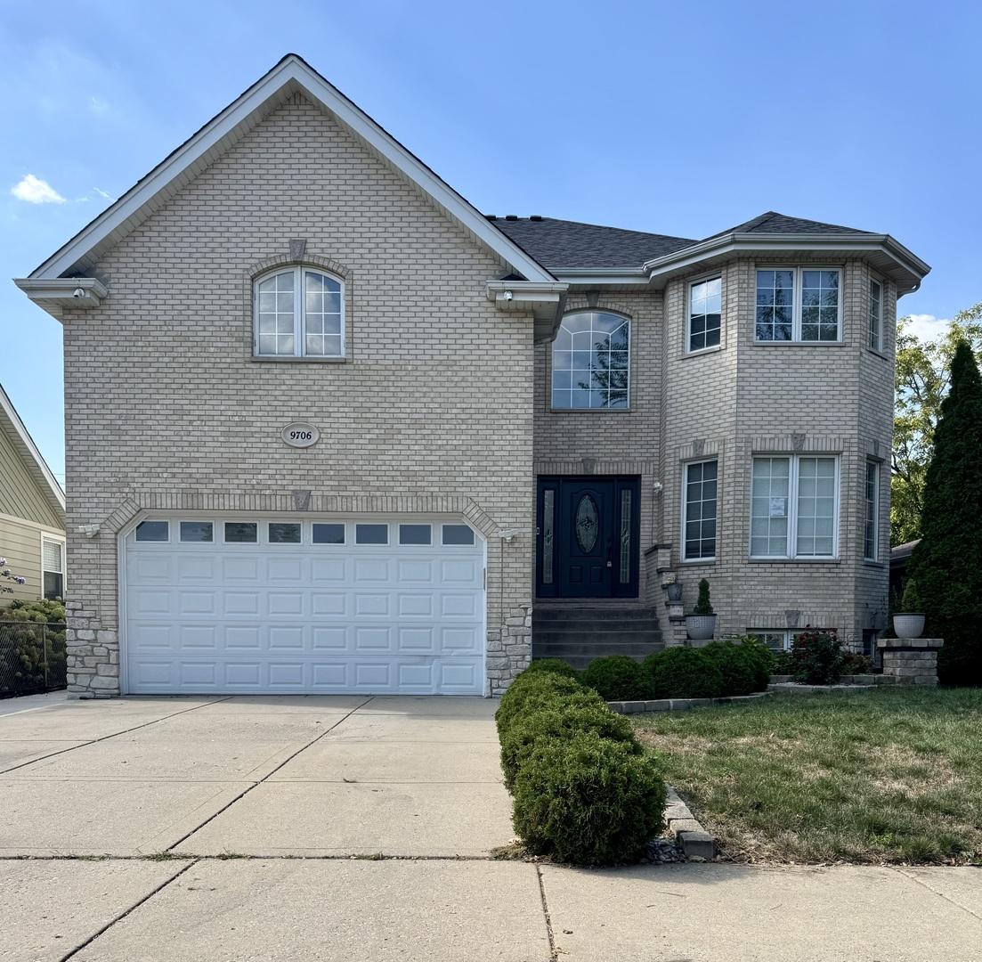 9706 52nd Ave., Oak Lawn, IL 60453