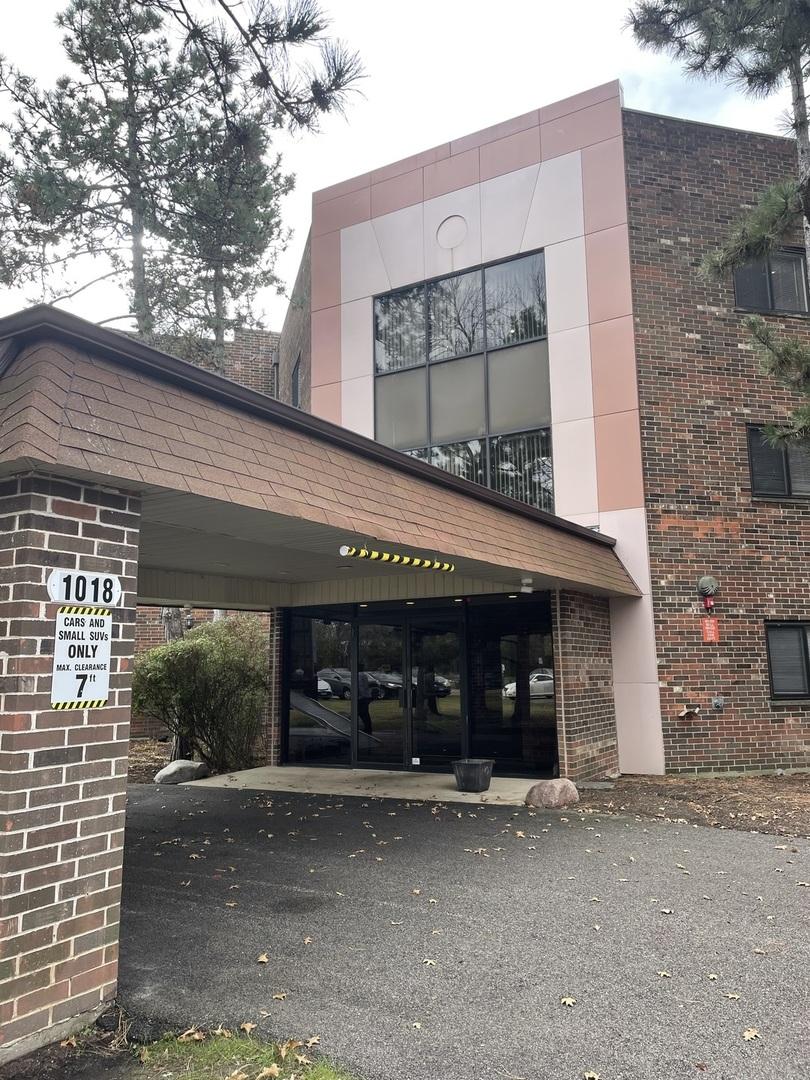 1018 Castilian Ct. #205, Glenview, IL 60025