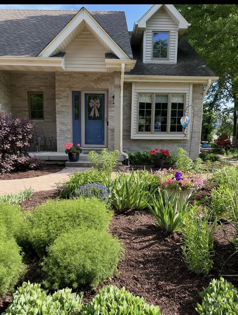 225 Sibley Dr., Minooka, IL 60447