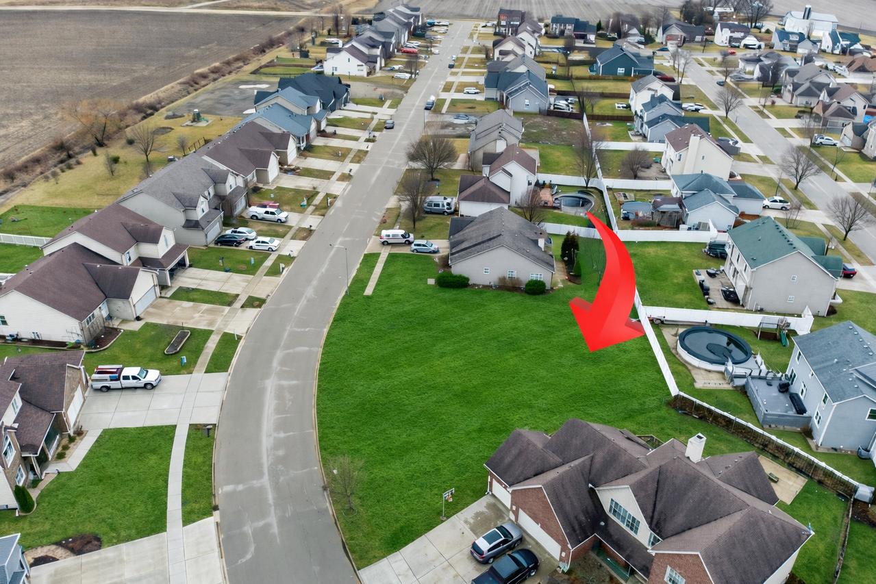 1070 S Farmstone Dr., Diamond, IL 60416