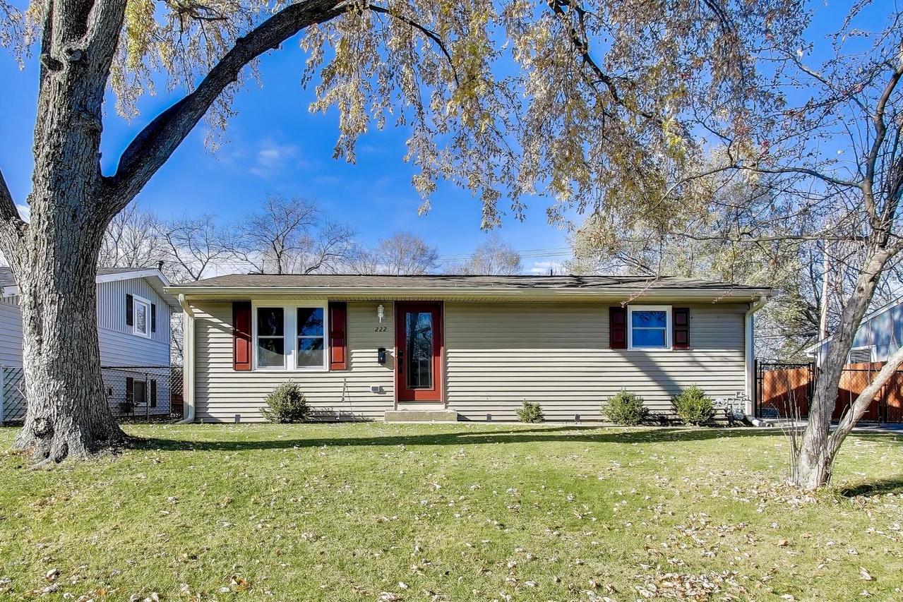 222 Harrison St., Carpentersville, IL 60110