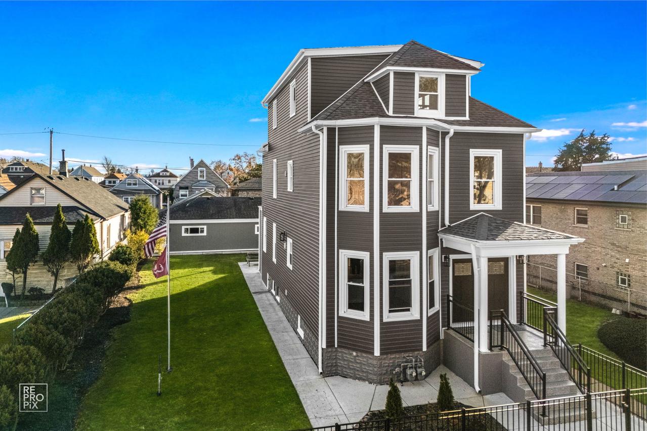 7539 W 61st St., Summit, IL 60501