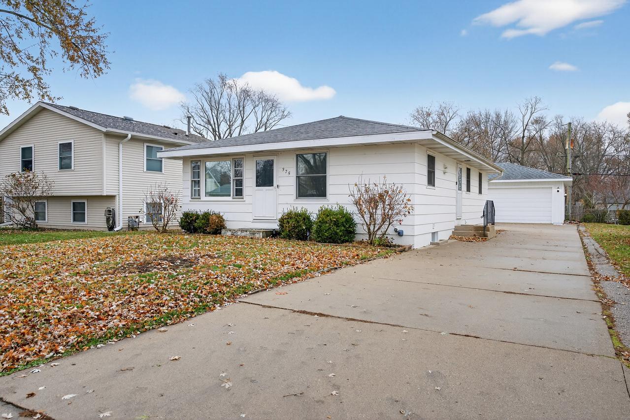 [Address Hidden by Seller], Crystal Lake, IL 60014