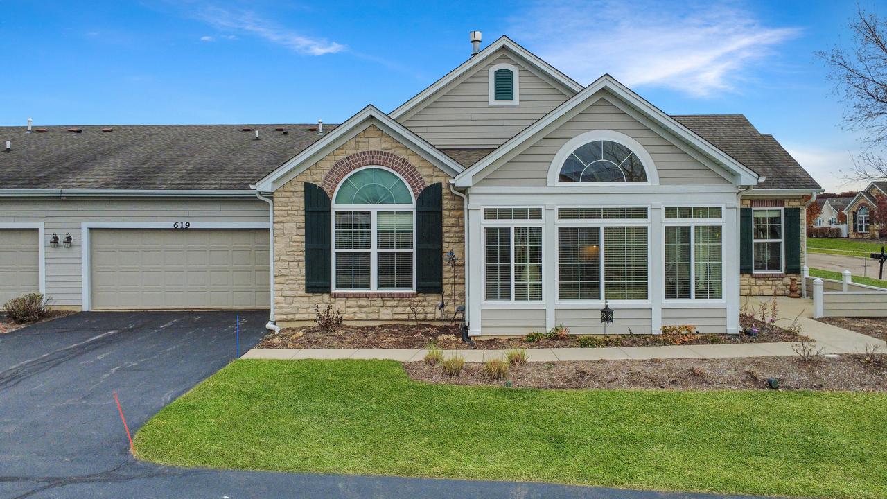 619 Schumann St., Woodstock, IL 60098