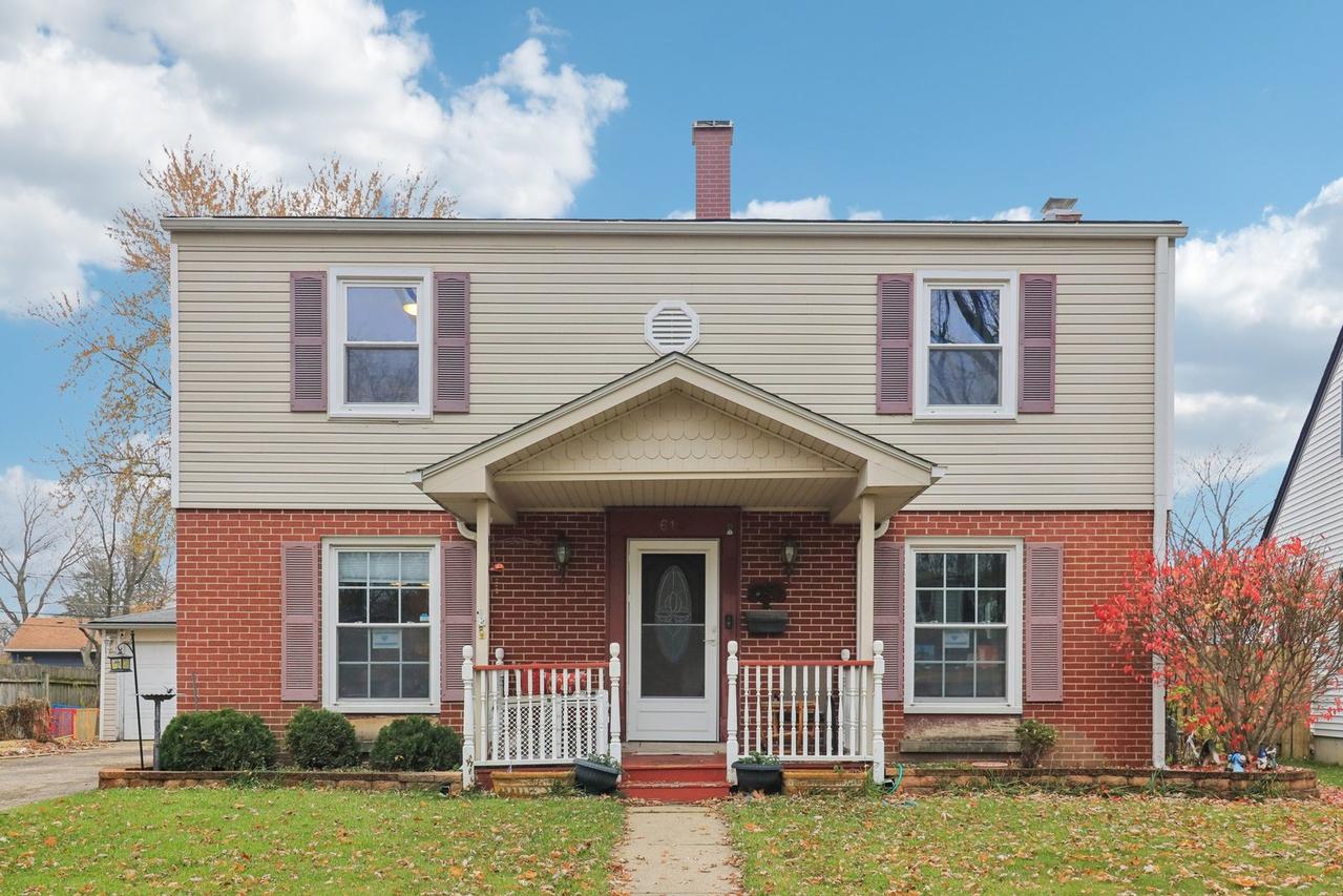 610 Maple Dr., Buffalo Grove, IL 60089