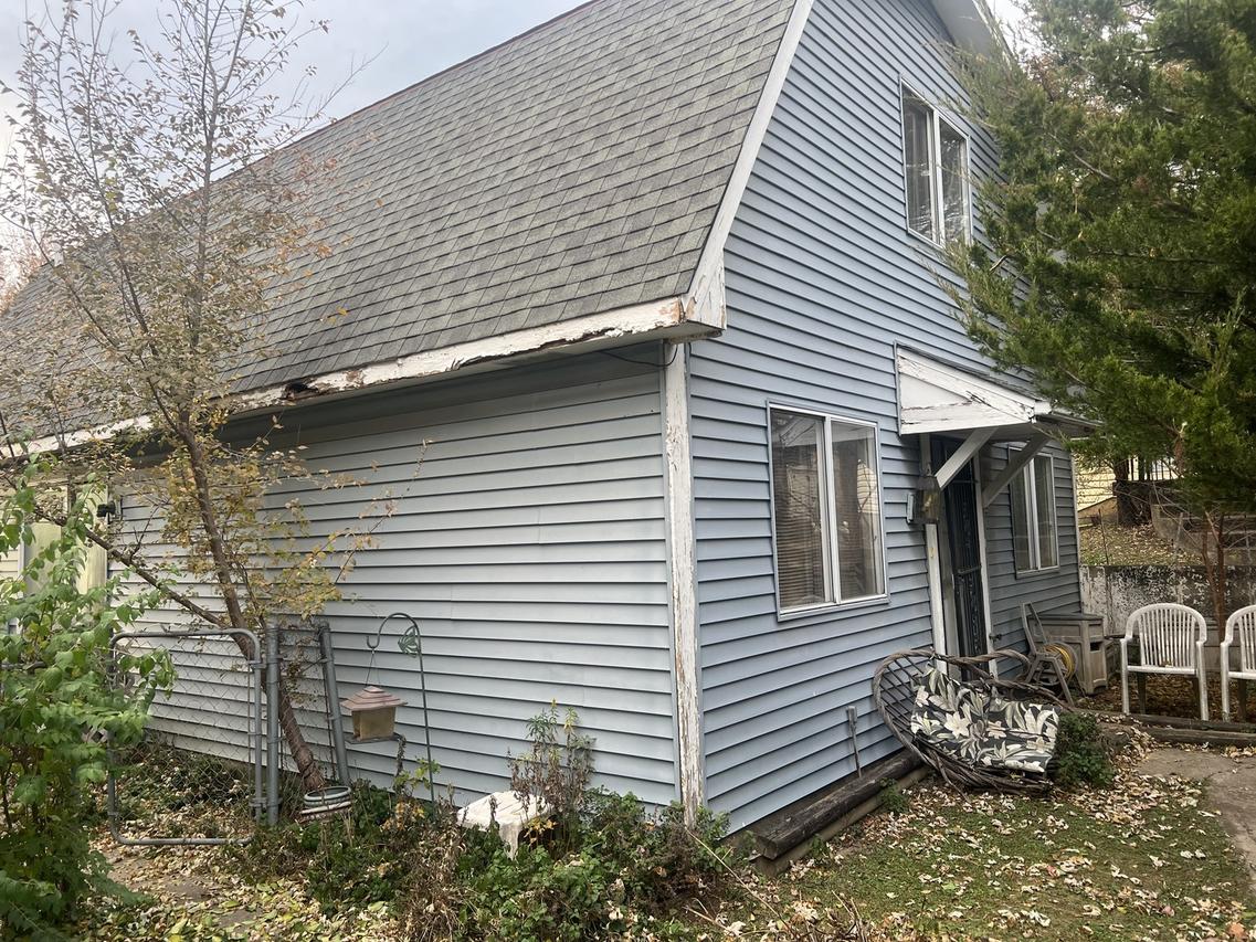 209 Bunker Hill Dr., Bolingbrook, IL 60440