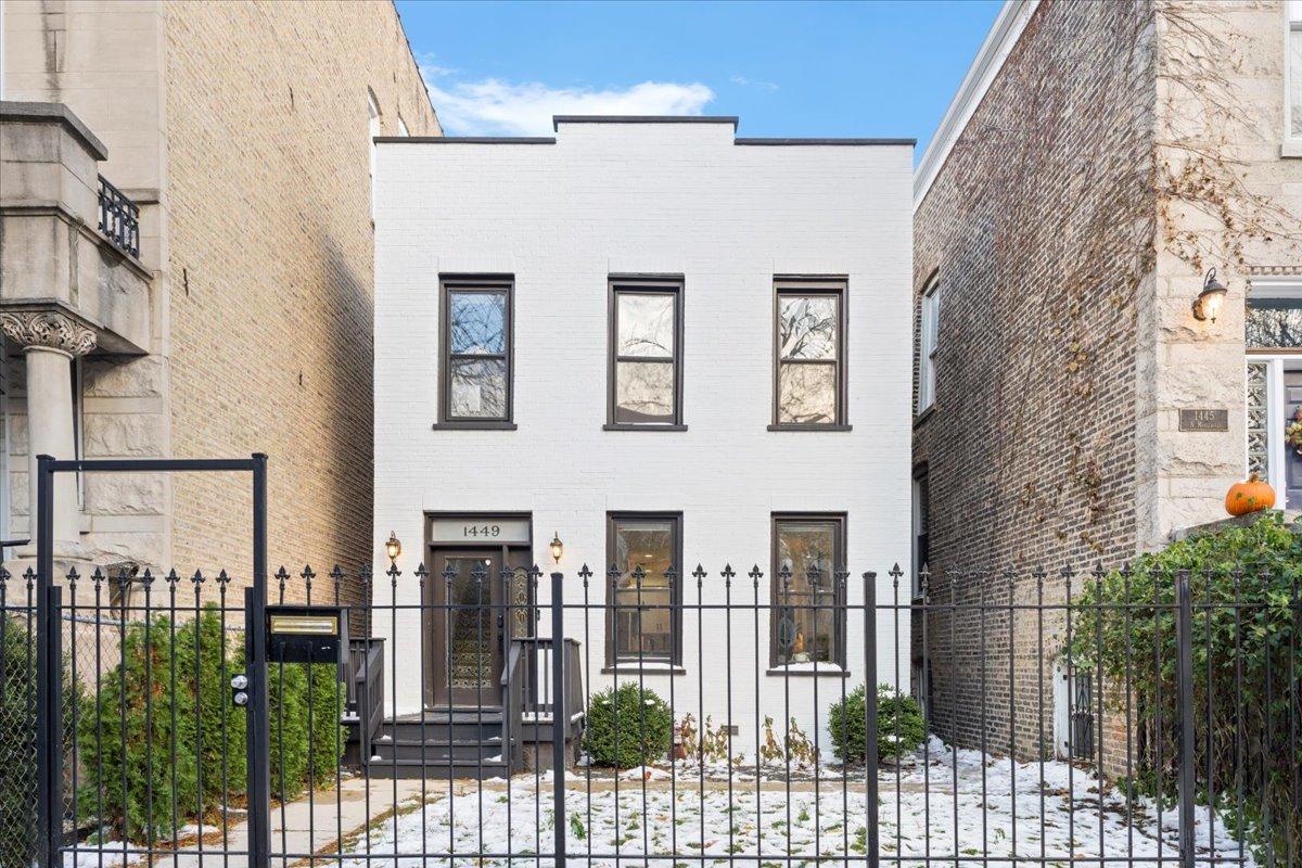 1449 N Maplewood Ave., Chicago, IL 60622