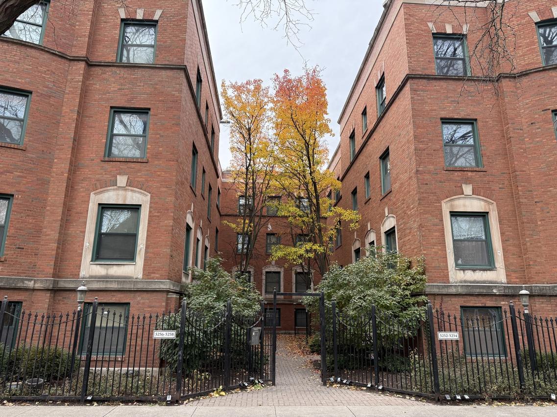 [Address Hidden by Seller], Chicago, IL 60615