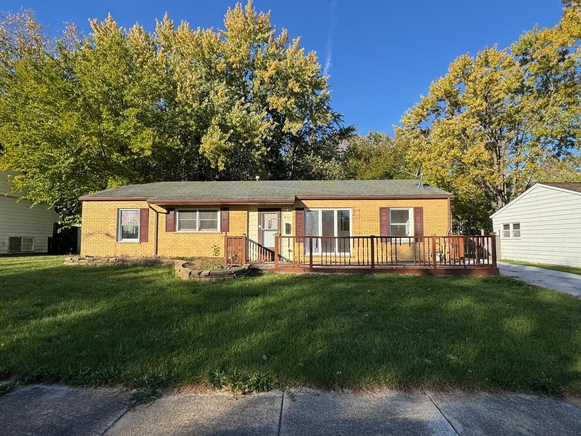 912 Princeton Ave., Matteson, IL 60443
