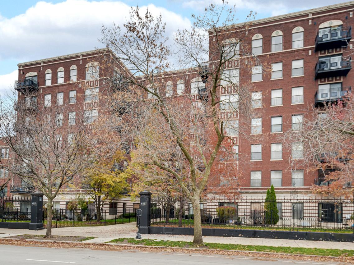 4537 S Drexel Blvd. #503, Chicago, IL 60653