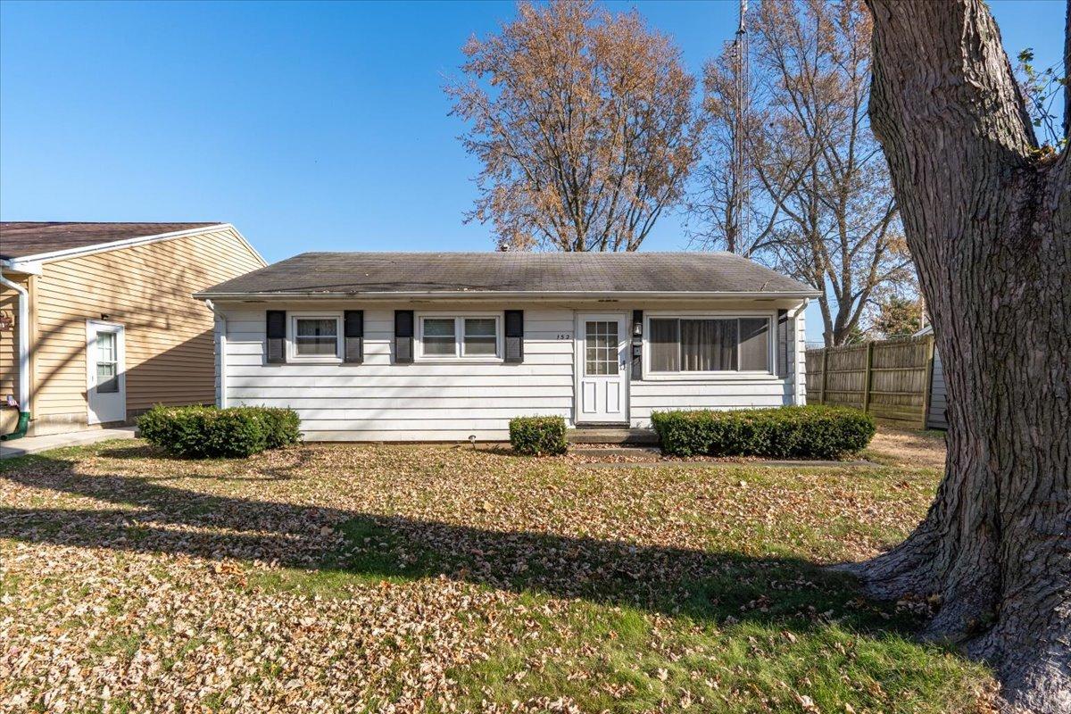152 Debruler Dr., Lincoln, IL 62656