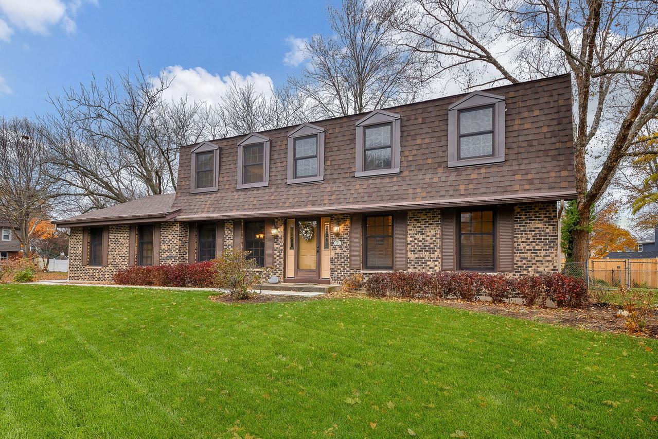 747 Redwing Dr., Geneva, IL 60134