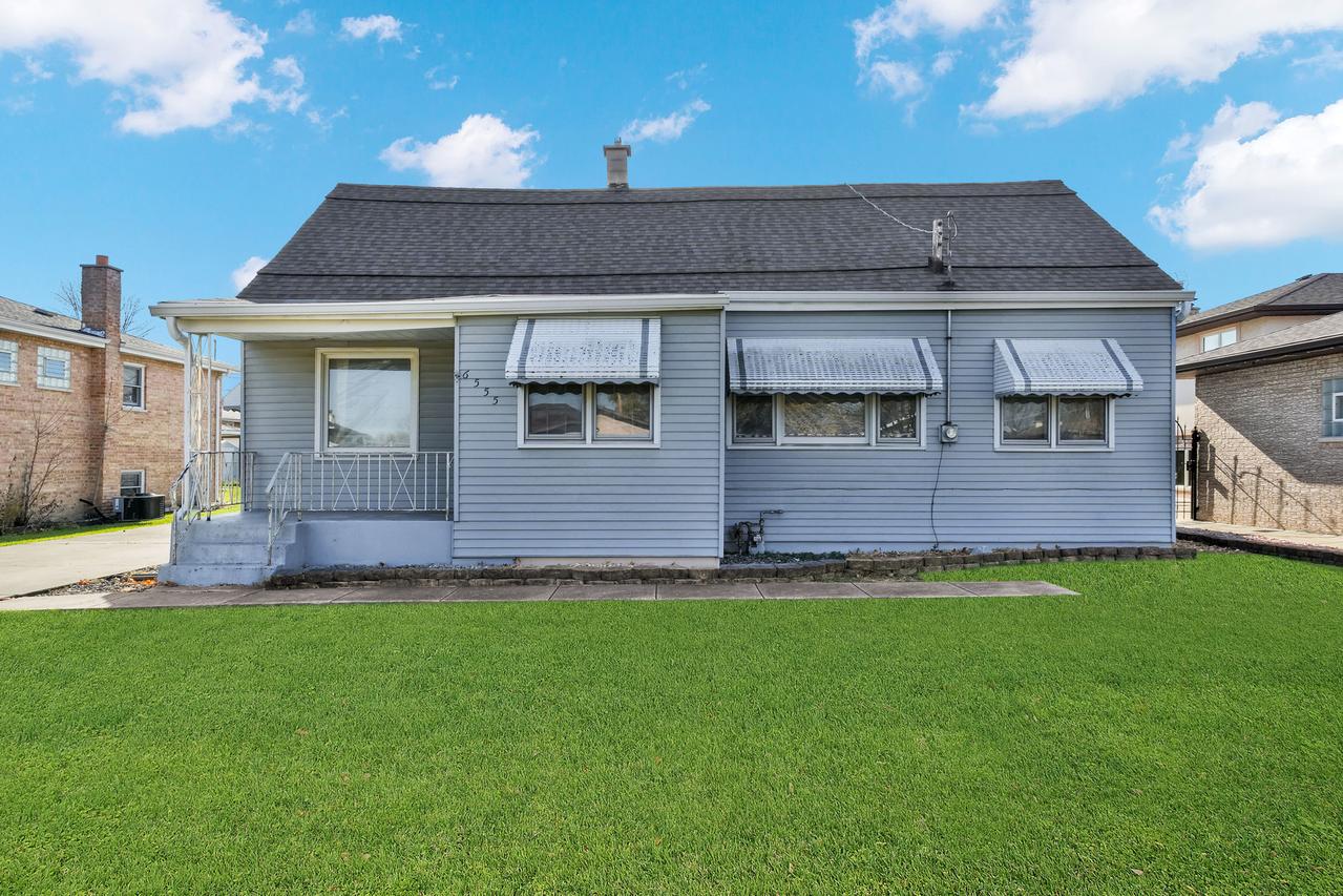 [Address Hidden by Seller], Burbank, IL 60459