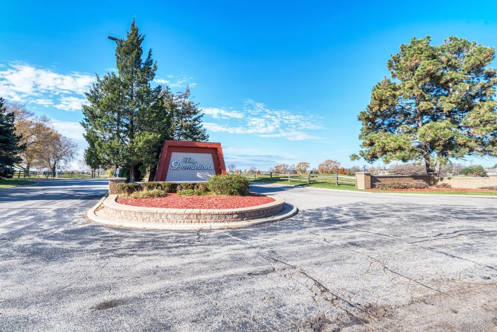 465 W Dominion Dr. #1001, Wood Dale, IL 60191